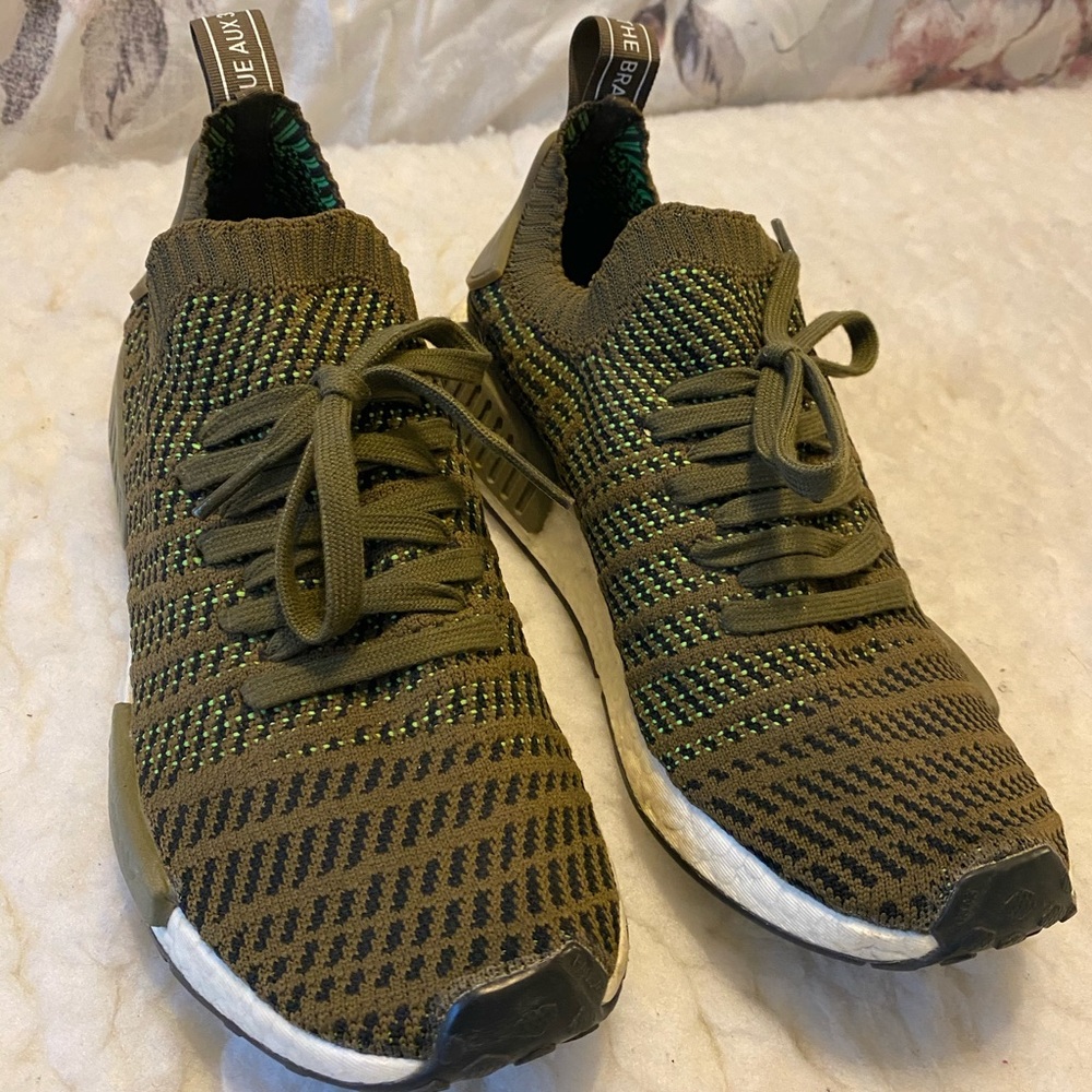 SOLD! Men’s Adidas NMD size men 9